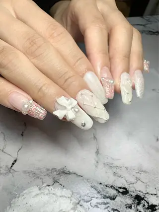 ネイル 新山 聖のネイルデザイン