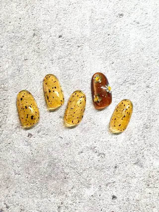 ネイル Latour onagiのネイルデザイン