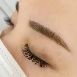 マツエク・マツパ WHITE EYE 🦋松島の眉毛・アイブロウイメージ