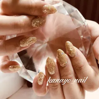 セミロング カラー ネイル 居田 袈奈代のネイルデザイン