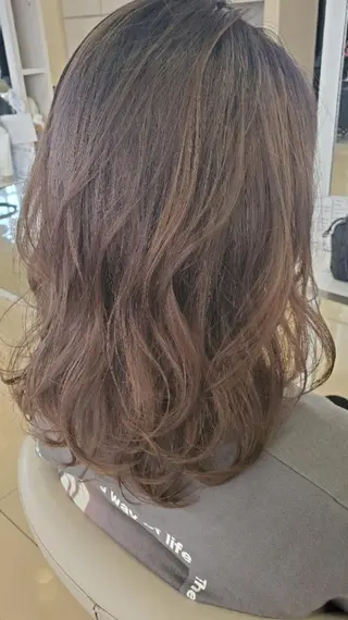 カラー 北野 親善のヘアスタイル