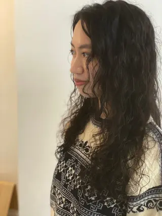 ロング ✨オール年代🆗 🤍ウチダアユコのヘアスタイル