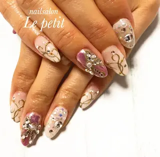 ネイル 石野 広佳のネイルデザイン