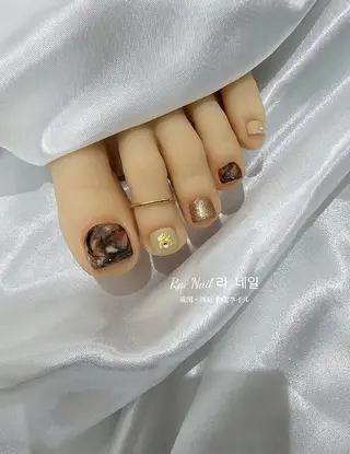 ネイル Ra: Nail   라: 네일のネイルデザイン