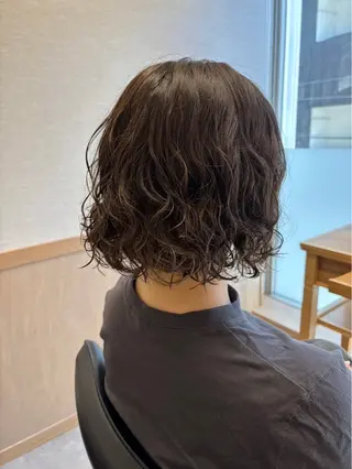 ミディアム パーマ 髪の家 tikiのヘアスタイル