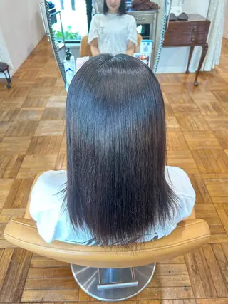 ロング 土佐 彩純のヘアスタイル