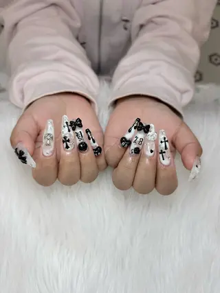 ネイル ANH ゴテゴテネイルサロンのネイルデザイン
