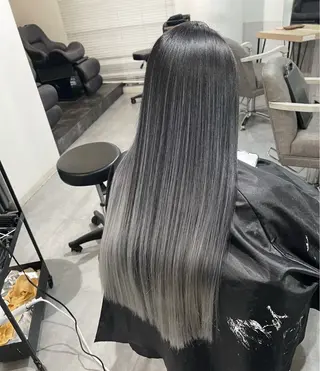 ロング カラー ROBIN所属・指名数No.1 /NAOYAのヘアスタイル