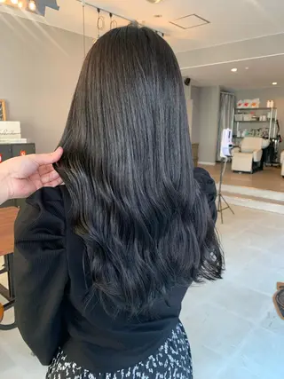 ロング カラー theF___ yukoのヘアスタイル