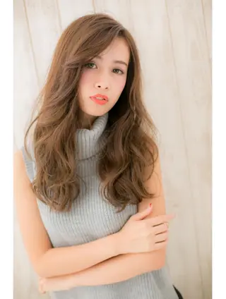 ロング カラー パーマ FUKUNAGA YUのヘアスタイル