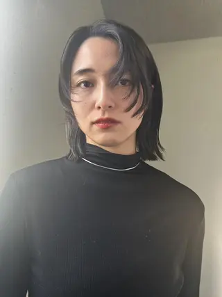 ミディアム 🌼U24 ヘアデザインラボのヘアスタイル