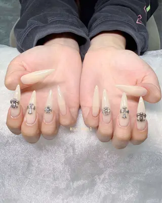 ネイル HIN NAILのネイルデザイン