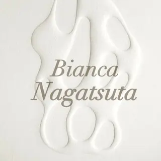 Bianca長津田 Mukae⋆.✶🖤のネイルデザイン