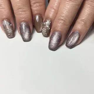 ネイル Legit nail salonのネイルデザイン