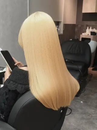 ロング カラー たつや/ハイトーン/ バレイヤージュ/寒色のヘアスタイル