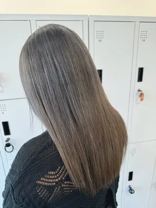 カラー 八木菜美 似合わせ/ニュアンスのヘアスタイル