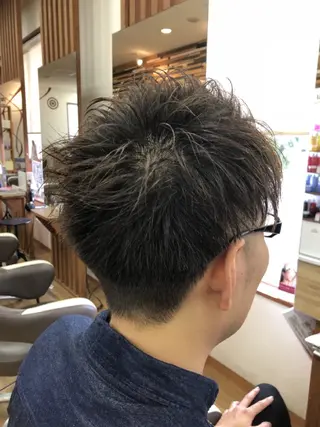 ショート メンズ 阪本 俊のヘアスタイル