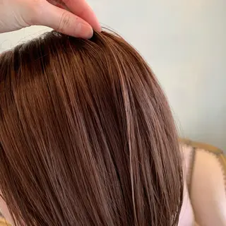 ショート SAKINO. ベージュカラーのヘアスタイル