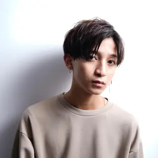 ショート メンズ スパイラル波巻き パーマ井本汰壱のヘアスタイル