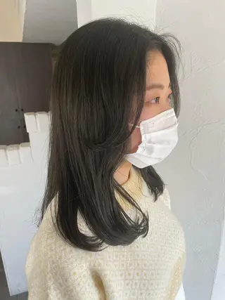 セミロング ami .のヘアスタイル