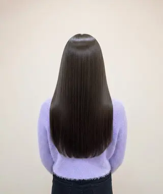 ロング カラー 透明感Color🩶 髪質改善 ユウナ🦋のヘアスタイル