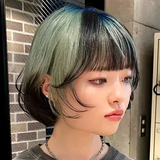 ショート カラー ウルフ/レイヤー/ ブリーチカラーのヘアスタイル