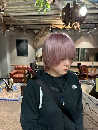 ショート カラー ravens デザインカラーのヘアスタイル