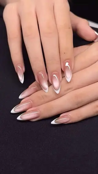 ネイル LISA ANA.CHUOのネイルデザイン