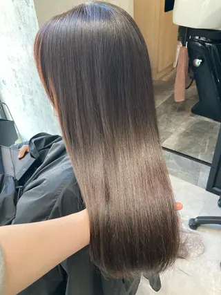 ロング ✨色持ちの良い艶 カラー✨蟹江真世のヘアスタイル