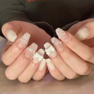 ネイル elu船橋 SAKURAのネイルデザイン