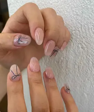 ネイル RAFFINE haru🦋🩵のネイルデザイン