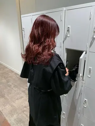 セミロング カラー 片岡 由依のヘアスタイル