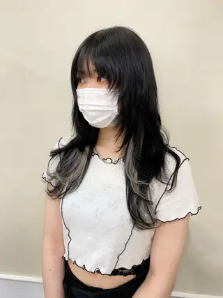 セミロング レイヤーウルフ エクステ磯部のヘアスタイル