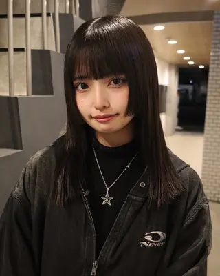 セミロング レイヤーカット /ハイトーンchaoのヘアスタイル