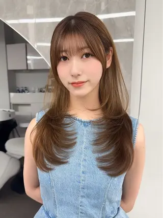 セミロング 森田 真由香のヘアスタイル
