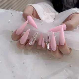 ネイル リコ 【Luana】のネイルデザイン