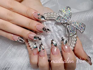 ネイル ✨Nailsalon Vi+✨のネイルデザイン