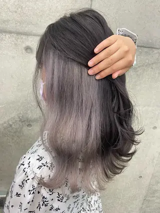 ロング カラー 齋藤 梨乃のヘアスタイル