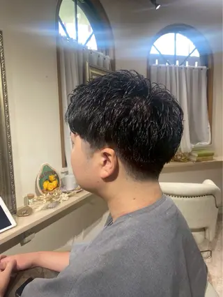 カラー メンズ 山本 優音のヘアスタイル