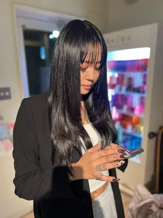 ロング Kakui Yuikaのヘアスタイル