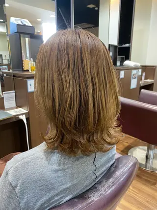 ミディアム カラー 仲井 充のヘアスタイル