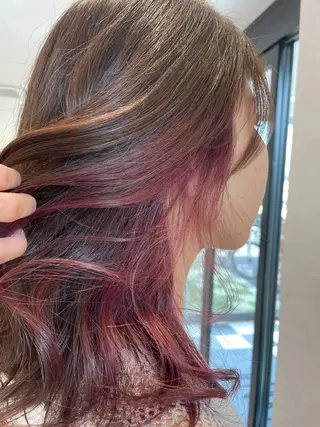 カラー 西川 夕奈のヘアスタイル