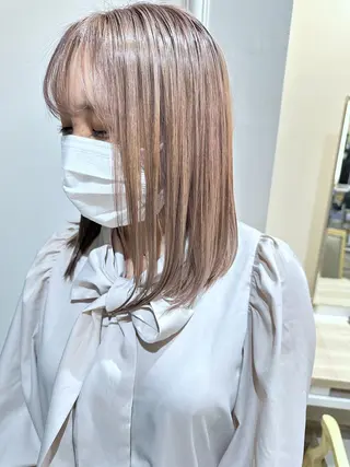 ミディアム カラー 小顔レイヤー/ ベージュ🤍Rieのヘアスタイル