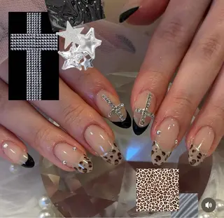 ミディアム ワンホンネイル/ 韓国ネイルMAKIのネイルデザイン