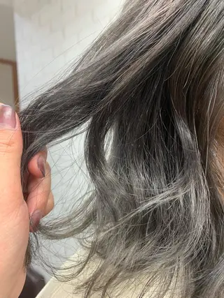 ショート カラー ブリーチカラー🫧 森　凪沙のヘアスタイル