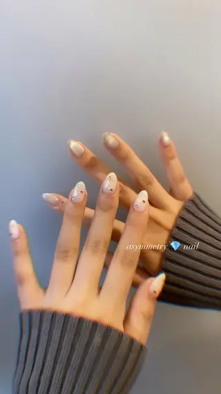 ネイル crystal ⭐︎ colorのネイルデザイン