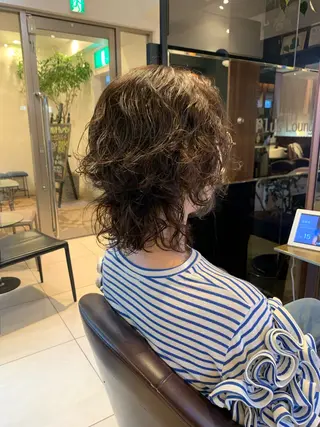 ミディアム パーマ プルースラウンジ 千葉のヘアスタイル