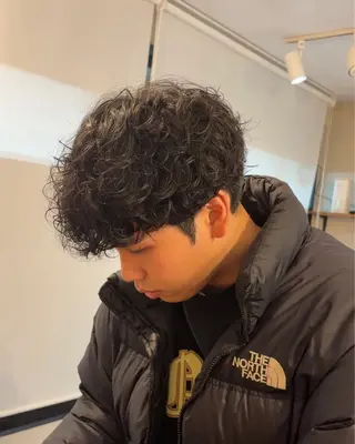 ショート パーマ 黒原 将貴のヘアスタイル