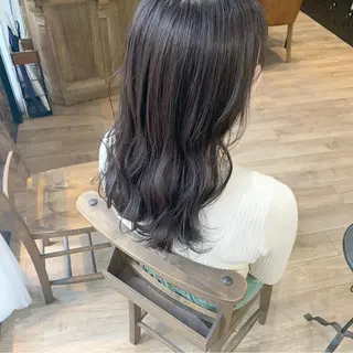 ロング カラー いけだ　ひかり ハイライトくびれヘアのヘアスタイル