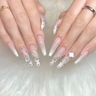ネイル Luna Gladeのネイルデザイン